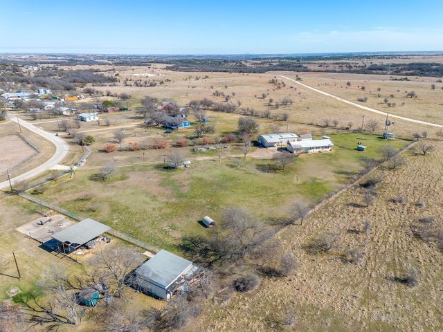 235 S Skyline Court, Cresson, TX 76035
