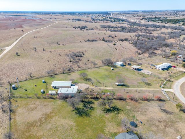 235 S Skyline Court, Cresson, TX 76035