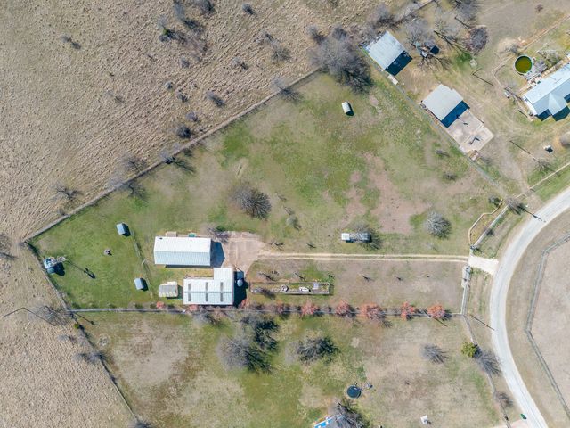 235 S Skyline Court, Cresson, TX 76035