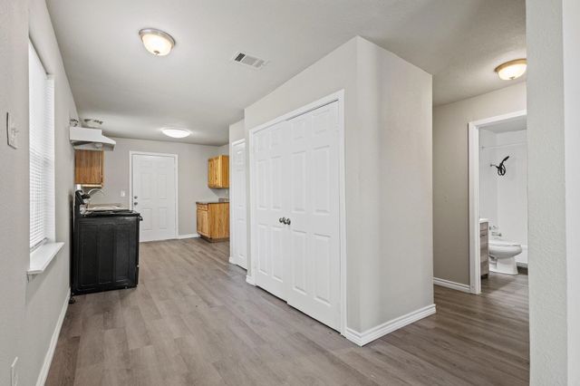 420 Nunnalee Avenue, Van Alstyne, TX 75495
