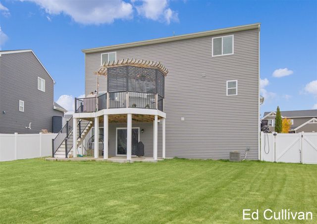 4897 Shadow Creek Drive, Hudsonville, MI 49426