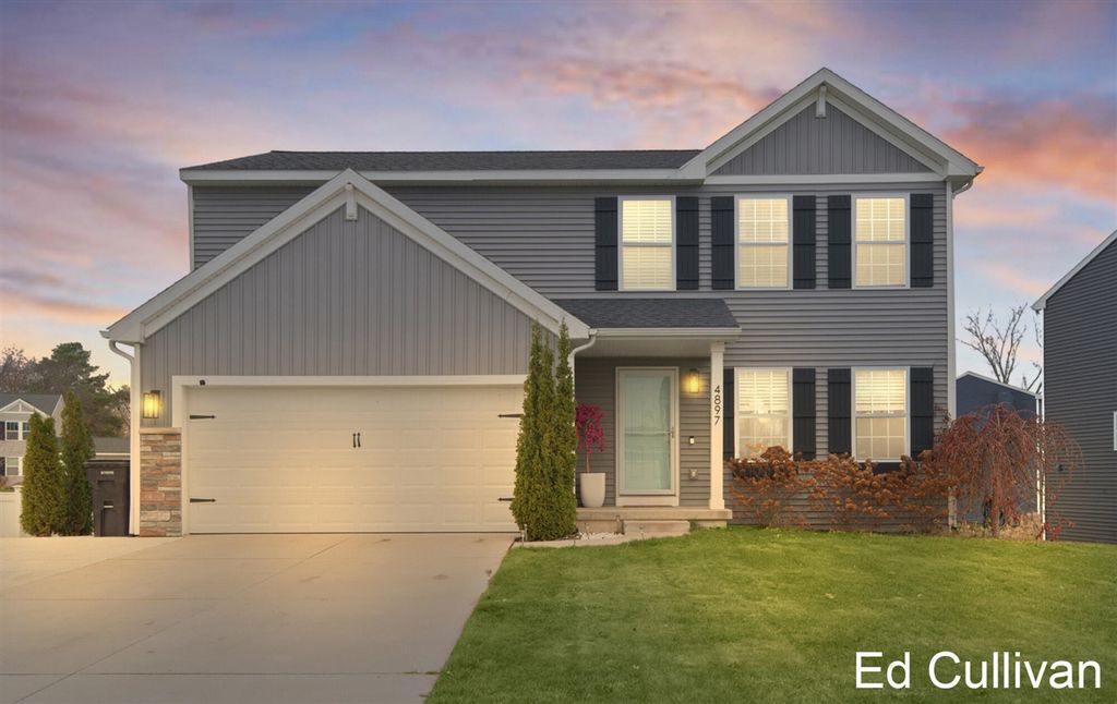 4897 Shadow Creek Drive, Hudsonville, MI 49426