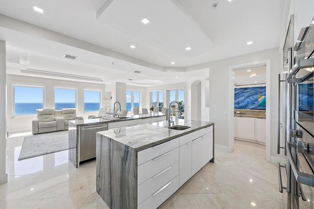 2070 N Ocean Boulevard Ph4, Boca Raton, FL 33431