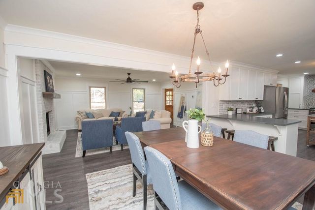 185 Chimney Springs Road APT 1, Tyrone, GA 30290