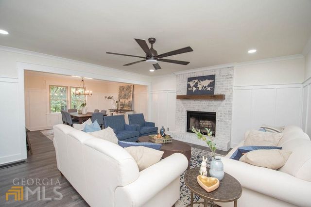 185 Chimney Springs Road APT 1, Tyrone, GA 30290