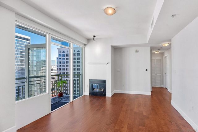 1240 India St 2105, San Diego, CA 92101