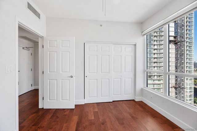 1240 India St 2105, San Diego, CA 92101