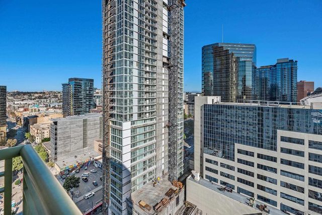 1240 India St 2105, San Diego, CA 92101