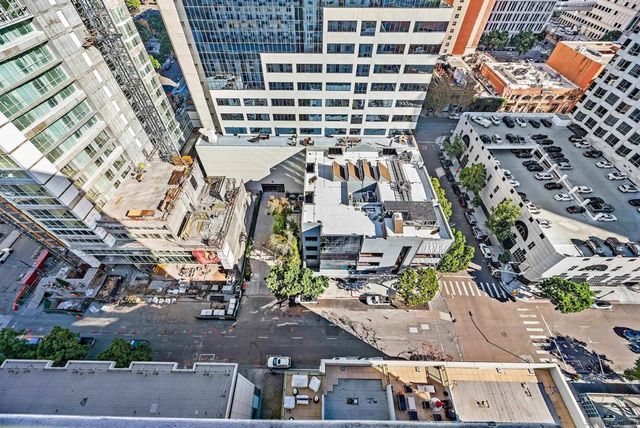 1240 India St 2105, San Diego, CA 92101