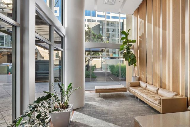 1240 India St 2105, San Diego, CA 92101