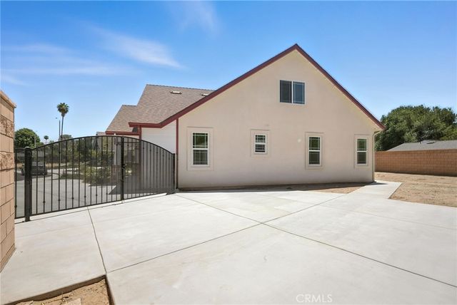 5199 Peony Ct, Riverside, CA 92506