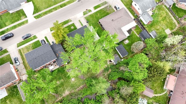 40 Woods Road, Springboro, OH 45066