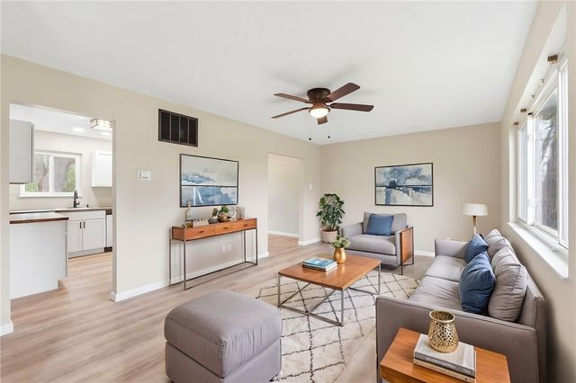 40 Woods Road, Springboro, OH 45066
