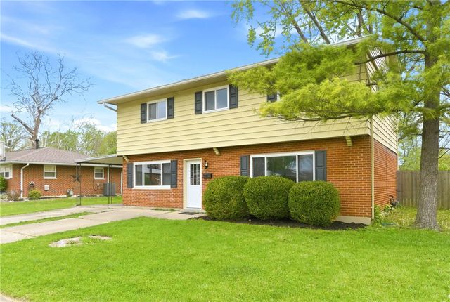 40 Woods Road, Springboro, OH 45066