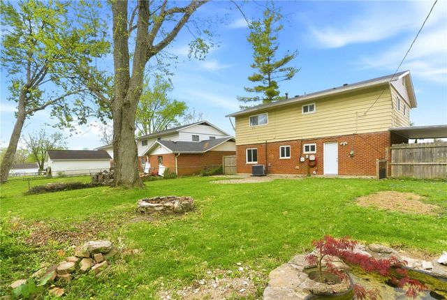40 Woods Road, Springboro, OH 45066