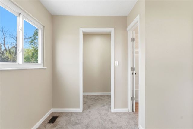 40 Woods Road, Springboro, OH 45066