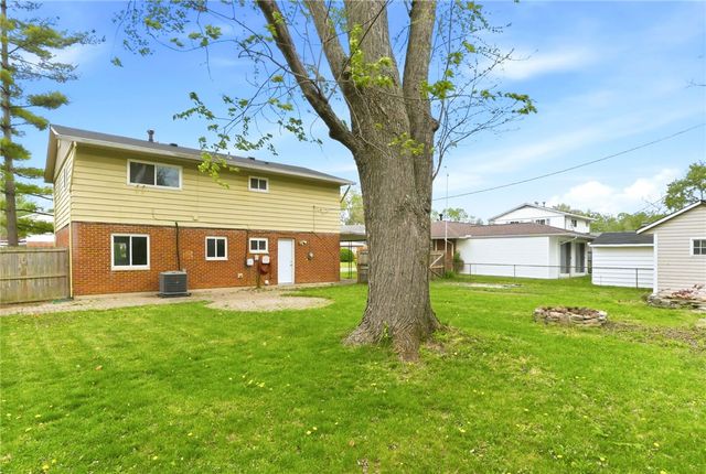 40 Woods Road, Springboro, OH 45066