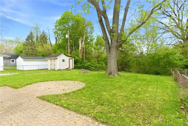 40 Woods Road, Springboro, OH 45066