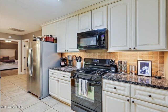 150 Britton Circle, Flowood, MS 39232