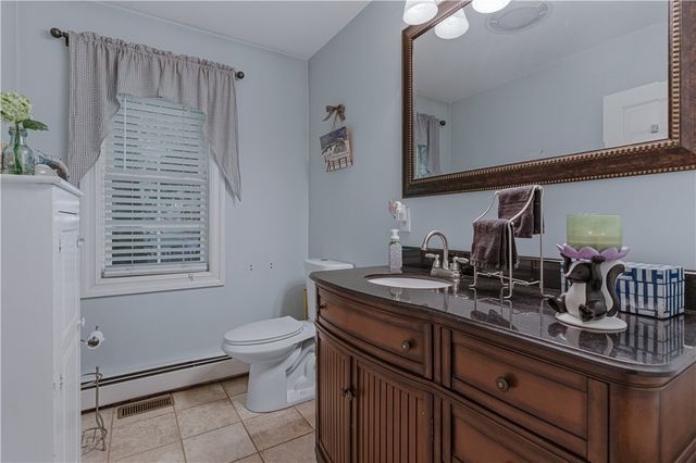 2446 Plainfield Pike, Johnston, RI 02919