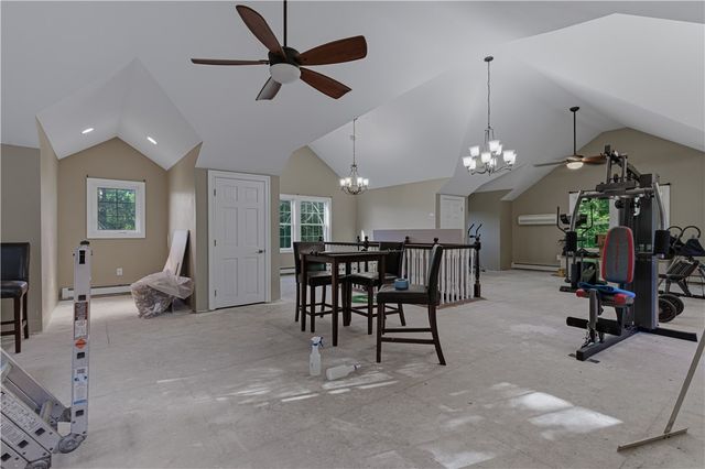 2446 Plainfield Pike, Johnston, RI 02919