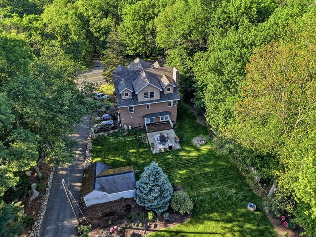 2446 Plainfield Pike, Johnston, RI 02919