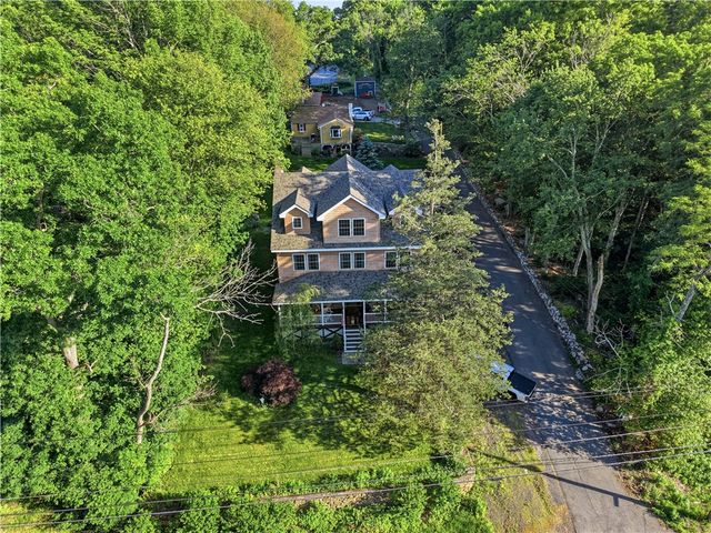 2446 Plainfield Pike, Johnston, RI 02919