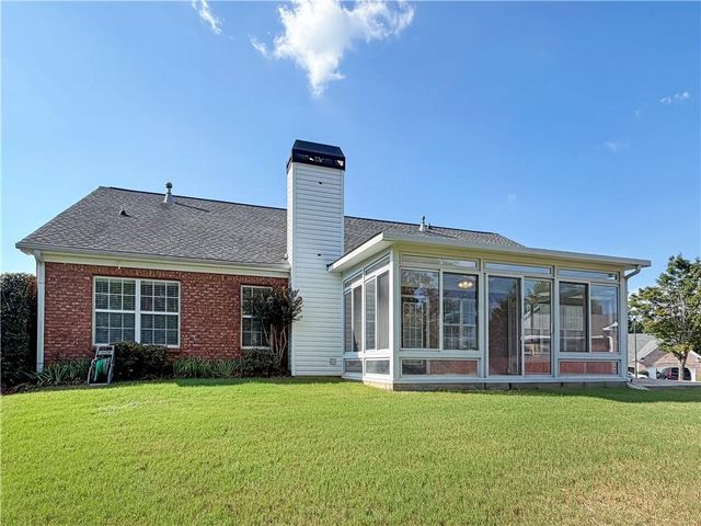 3385 Stoneleigh Run Drive, Buford, GA 30519