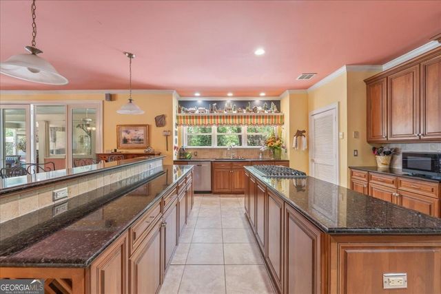 1741 Indian Woods, Greensboro, GA 30642