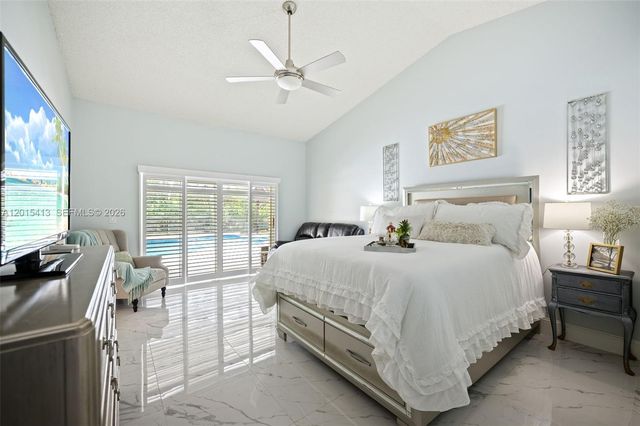 10420 NW 49th Pl, Coral Springs, FL 33076