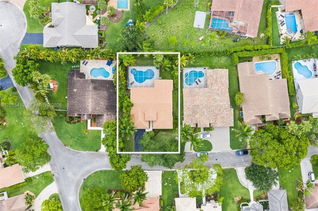 10420 NW 49th Pl, Coral Springs, FL 33076