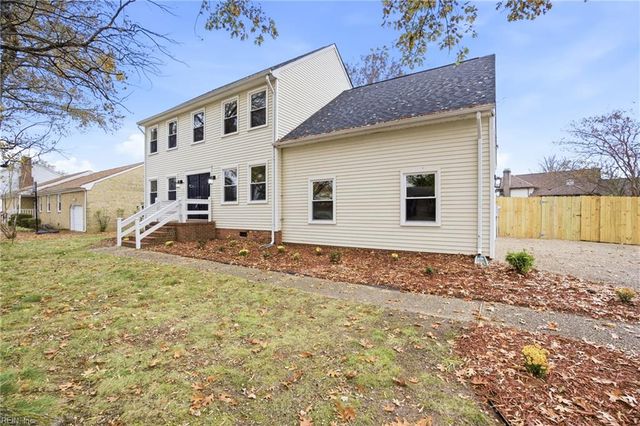 4209 Stonebridge LNDG, Chesapeake, VA 23321