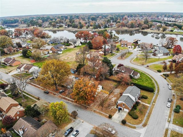 4209 Stonebridge LNDG, Chesapeake, VA 23321