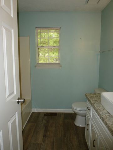 672 Artic Ave, Oak Grove, KY 42262