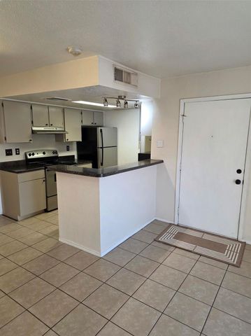 12905 Woodforest Boulevard 601, Houston, TX 77015