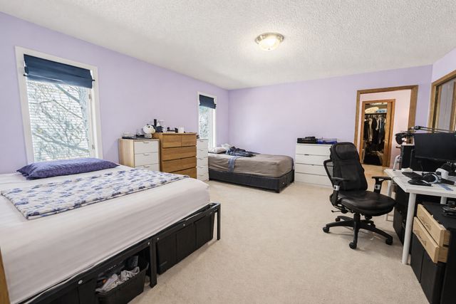 8992 Hidden Meadow Road, Woodbury, MN 55125