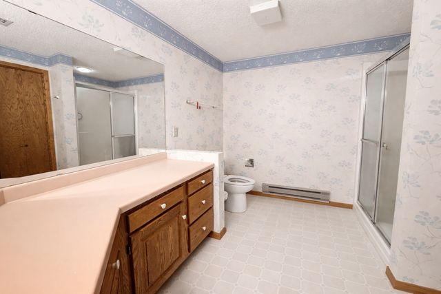 8992 Hidden Meadow Road, Woodbury, MN 55125