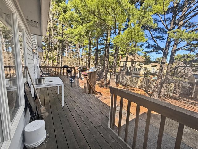 8992 Hidden Meadow Road, Woodbury, MN 55125