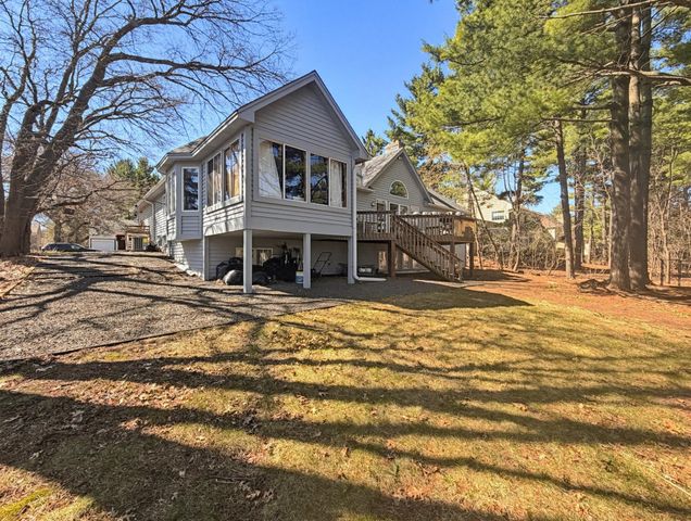 8992 Hidden Meadow Road, Woodbury, MN 55125