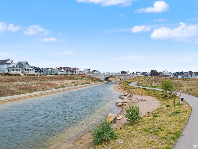 11292 S AQUA ST, South Jordan, UT 84009