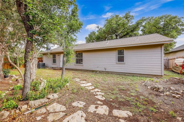 426 Summit Ridge DR N, Point Venture, TX 78645