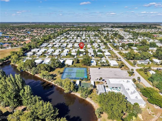 230 Matecumbe LN 248, Naples, FL 34114