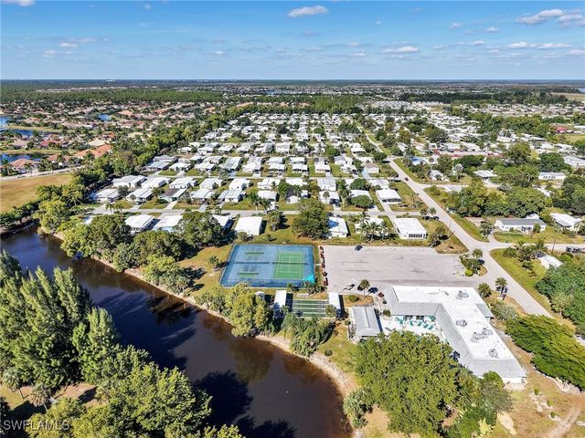 230 Matecumbe LN 248, Naples, FL 34114