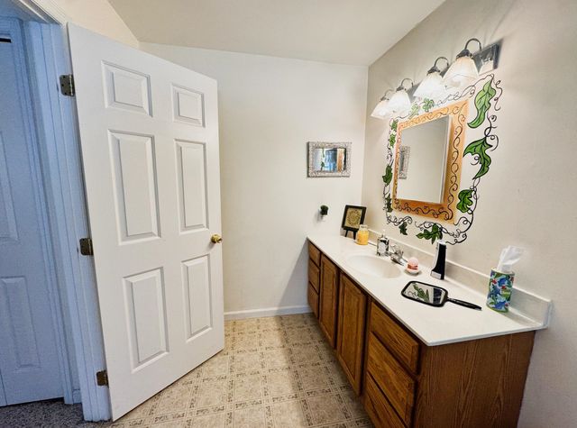 358 Birch Grove, Arlington, VT 05250