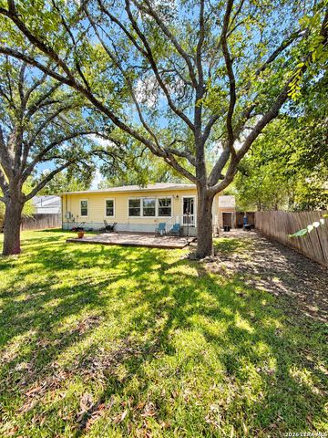 227 LARCHMONT DR, San Antonio, TX 78209