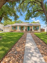227 LARCHMONT DR, San Antonio, TX 78209