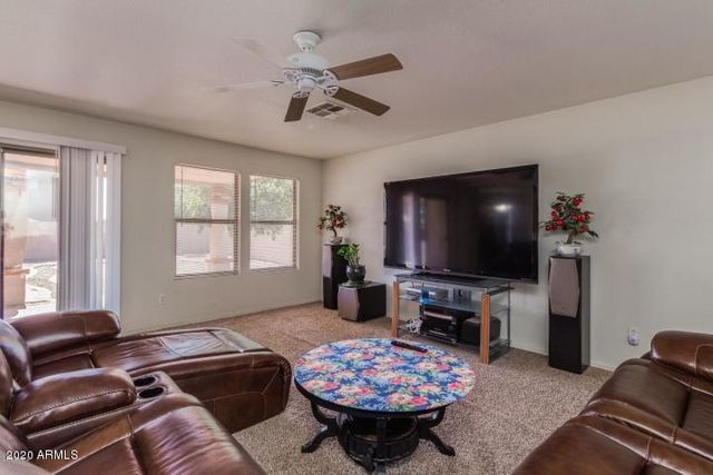 9433 W ELM Street, Phoenix, AZ 85037
