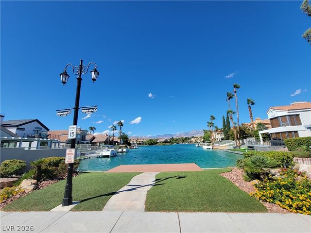 3020 Waterside Circle, Las Vegas, NV 89117