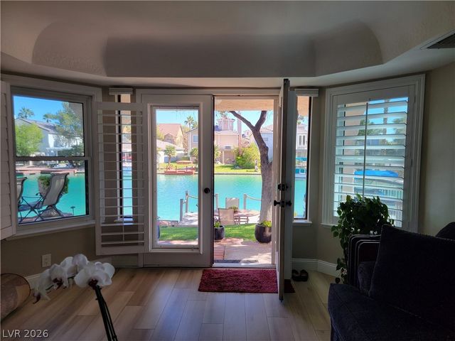 3020 Waterside Circle, Las Vegas, NV 89117
