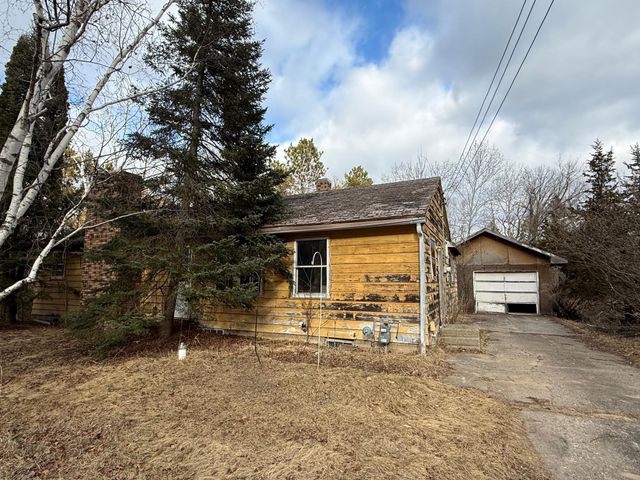 5706 Bemidji Avenue N, Bemidji, MN 56601